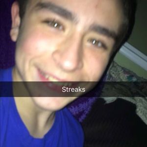 Meet your Posher, Josiah